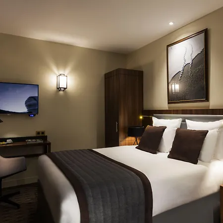 Mayflower Opera Hotel 4*