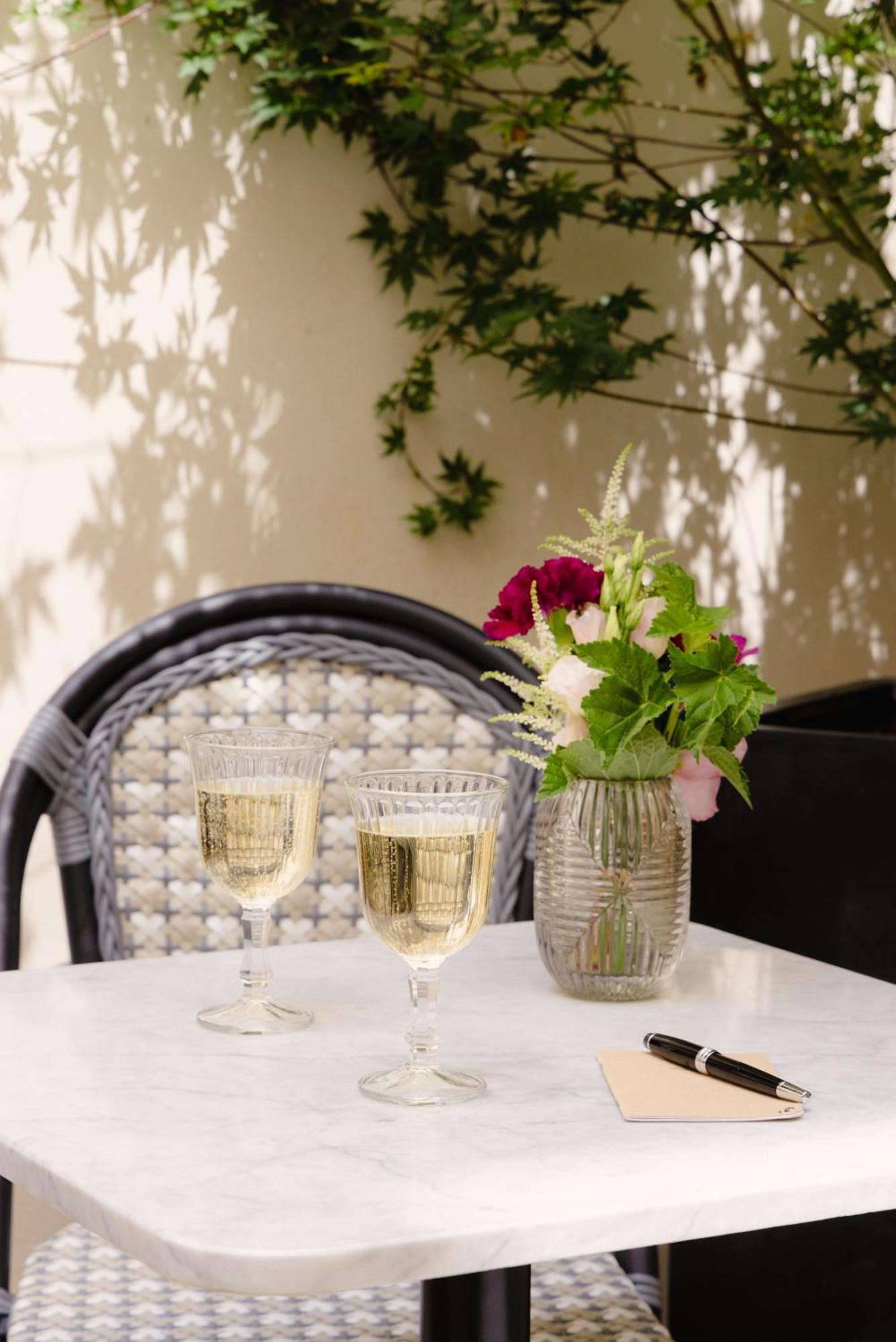 Mayflower Opera Hotel