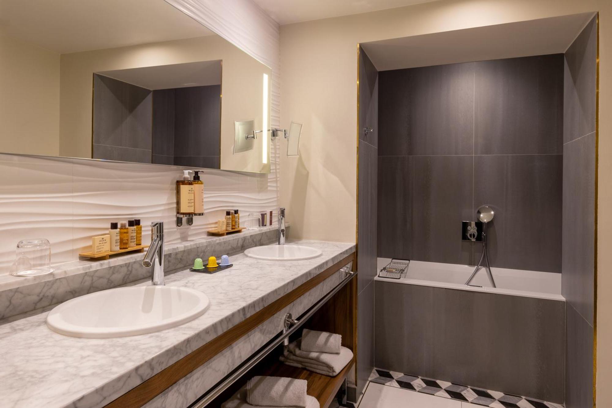 Mayflower Opera 4* Parigi