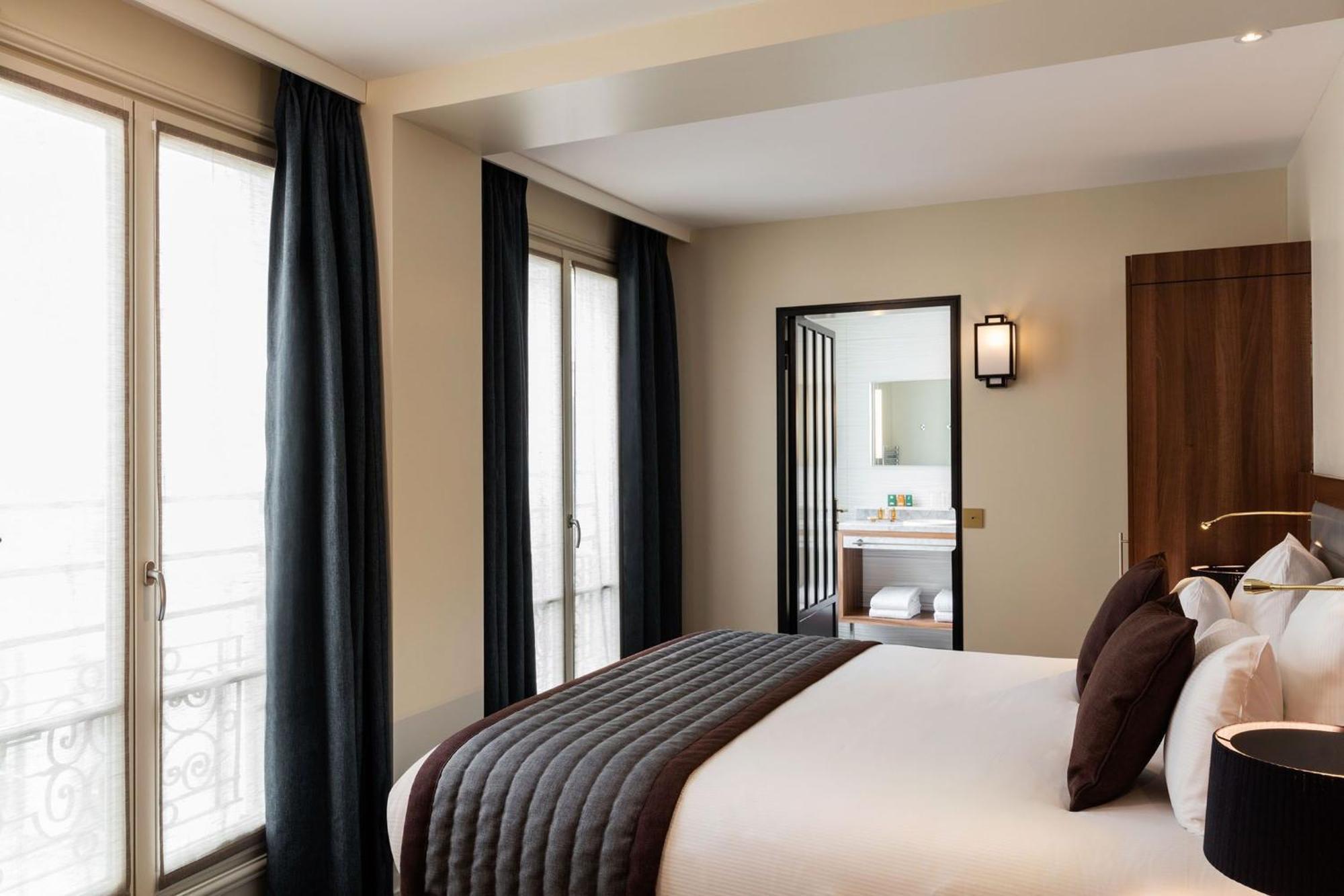 Hotel Mayflower Opera